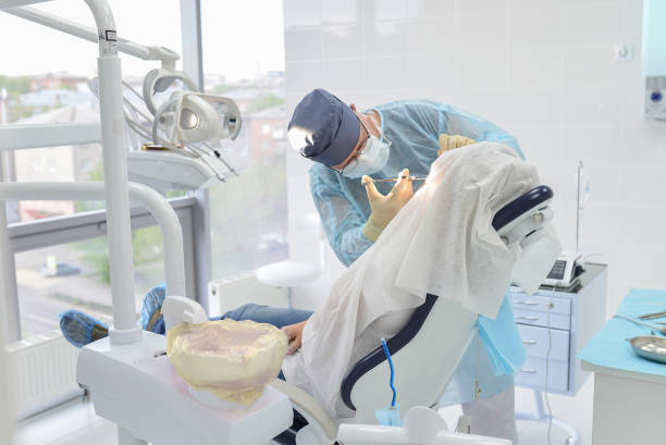 Best Emergency Tooth Extraction in Ocklawaha, FL